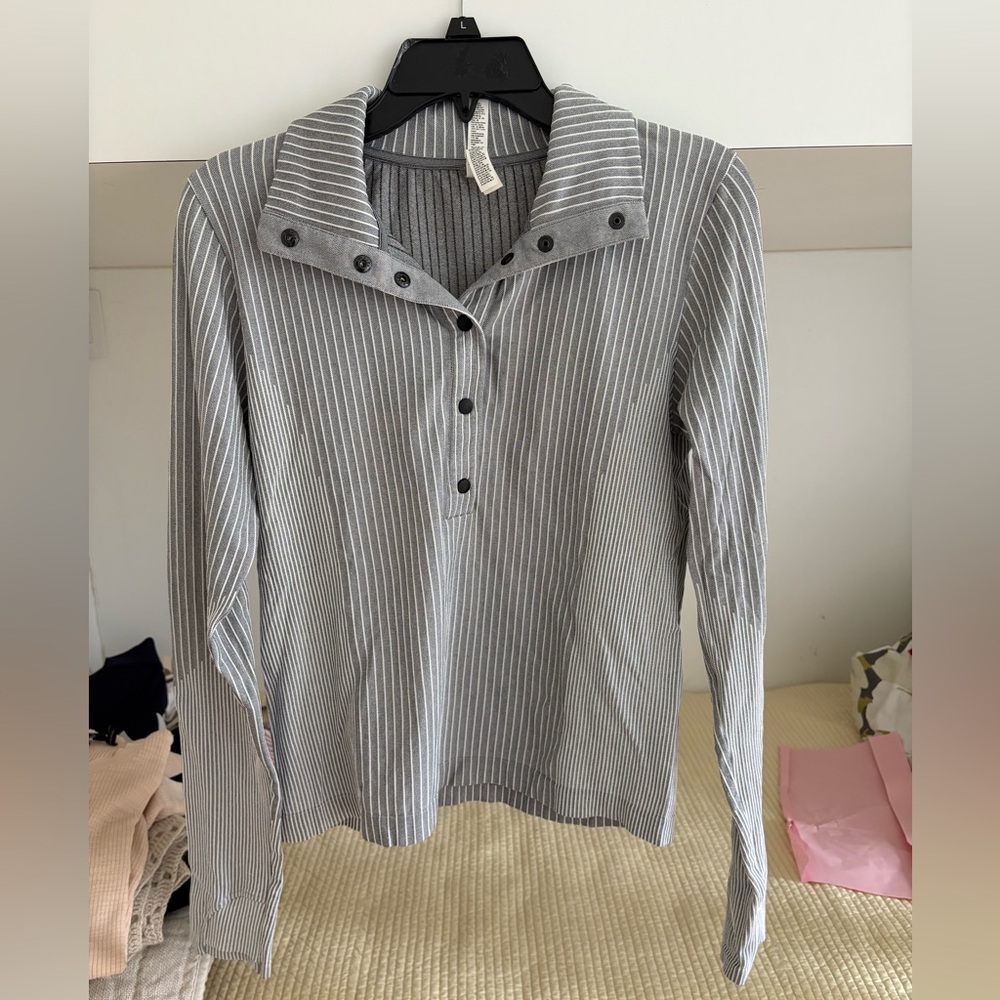 Athleta Gray Striped Button Down Shirt